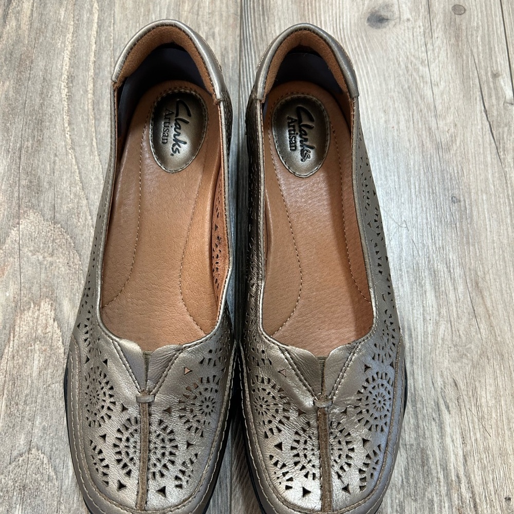 Clarks Women's Pewter Leather Loafers